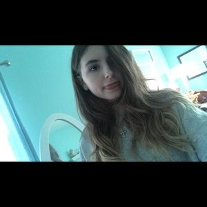 Meet your Posher, Olivia